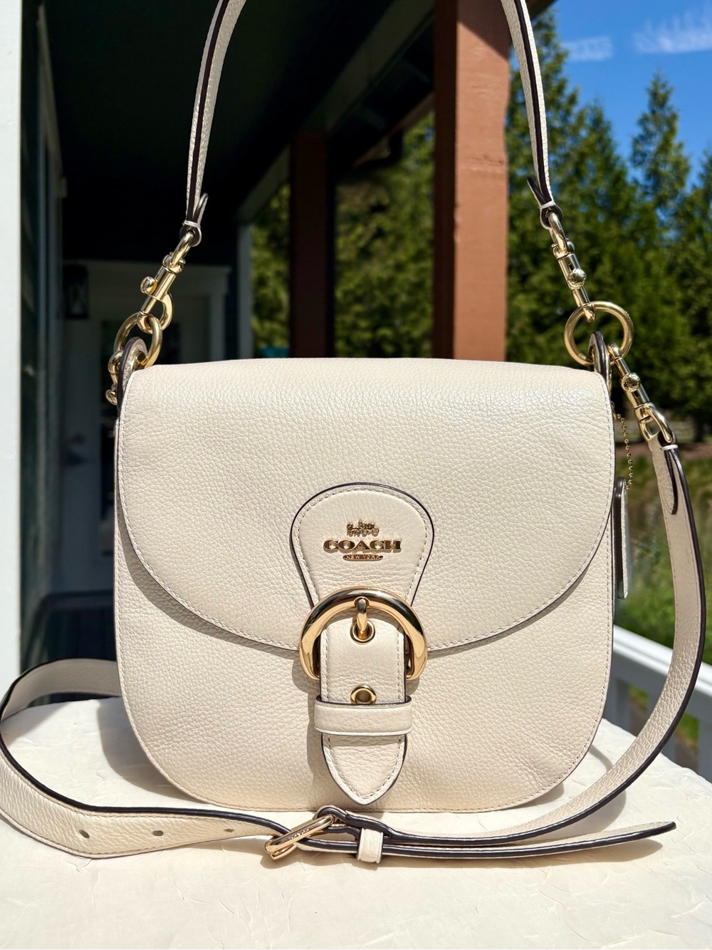 COACH Kleo Shoulder Bag 23 In Chalk White C5686